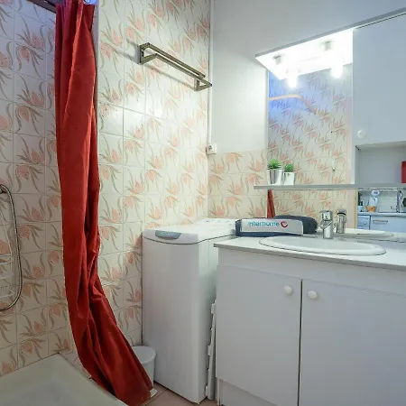 Le Boreal-1 By Interhome Апартаменты Сен-Рафаэль