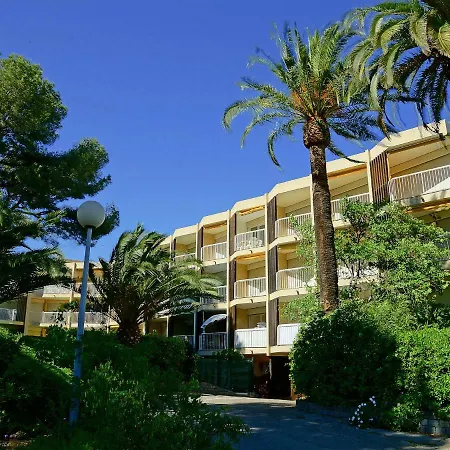 Le Boreal-1 By Interhome * Сен-Рафаэль