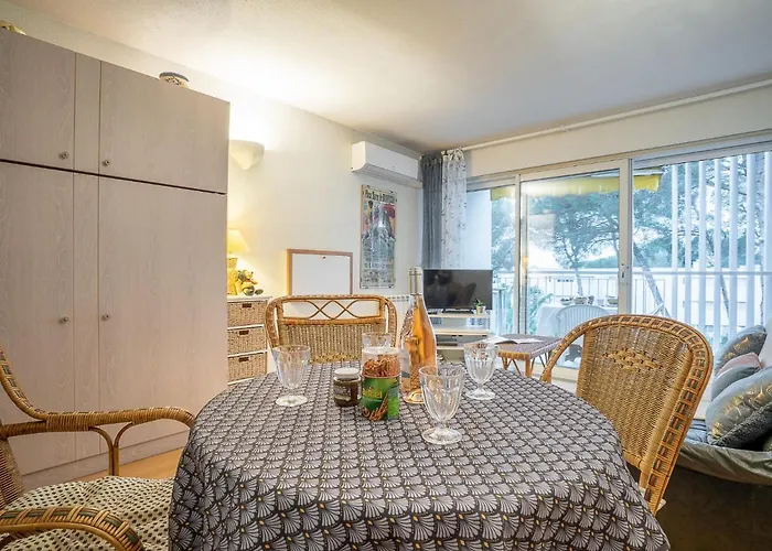 Le Boreal-1 By Interhome * Saint-Raphaël