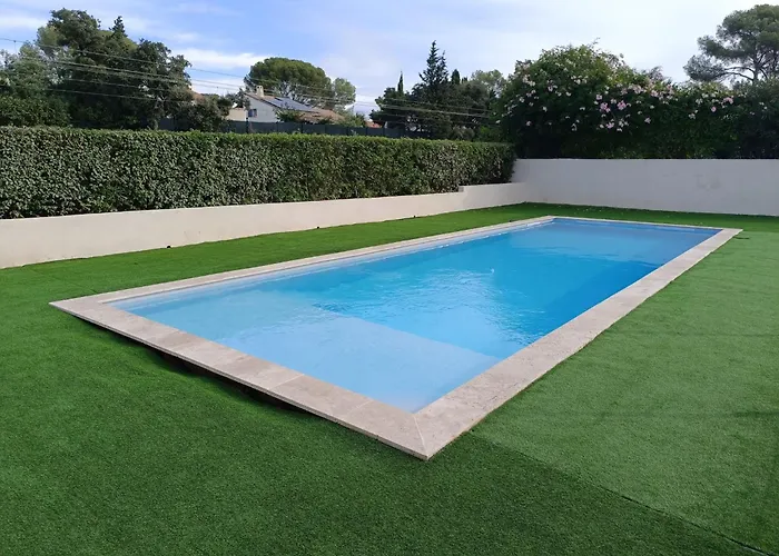 Lägenhet Le Boreal-1 By Interhome Saint-Raphaël